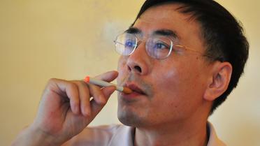 Hon Lik, l'inventaire chinois de la cigarette électronique, en 2009