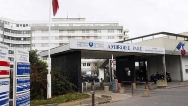 L'entré de l'hôpital Ambroise-Paré de Boulogne-Billancourt  [Jean-Pierre Muller / AFP/Archives]