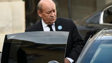 Le ministre français de la Défense Jean-Yves Le Drian. [LIONEL BONAVENTURE / AFP/Archives]