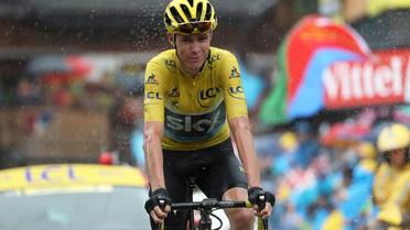 Le Britannique Chris Froome (Sky) franchit la ligne d'arrivée de la 20e étape du Tour de France 2016, à Morzine-Avoriaz dans les Alpes, le 23 juillet 2016 [KENZO TRIBOUILLARD / AFP]