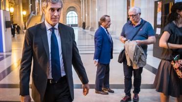Jérôme Cahuzac à son arrivée au palais de justice le 13 septembre 2016 à Paris [LIONEL BONAVENTURE / AFP]
