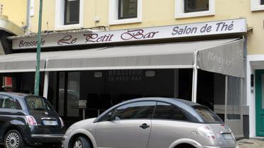 "Le Petit Bar" à Ajaccio, réputé être le QG d'une bande de malfaiteurs corses, photographié le 8 avril 2013 [- / AFP/Archives]