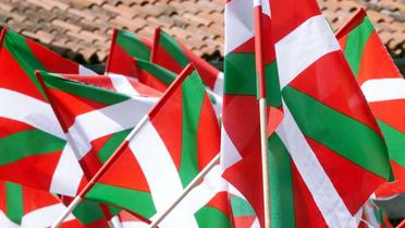 Des drapeaux aux couleurs basques  [Pascal Pavani / AFP/Archives]