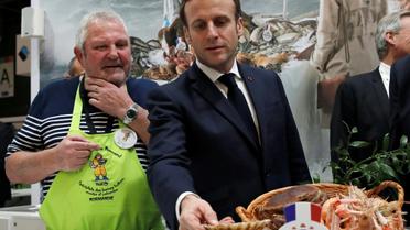 Emmanuel Macron au salon de l'agriculture à Paris le 22 février 2020 [BENOIT TESSIER / POOL/AFP]