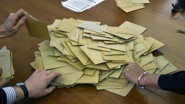 Dans un bureau de vote de Toulouse, le 23 avril 2017 [PASCAL PAVANI / AFP]