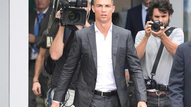 Cristiano Ronaldo à son arrivée au centre médical de la Juventus, le 16 juillet 2018 à Turin [Miguel MEDINA / AFP]