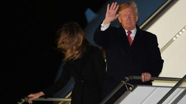 Le président américain Donald Trump et Melania Trump à leur arrivée à l'aéroport d'Orly, le 9 novembre 2018 [SAUL LOEB / AFP]