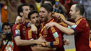 Les joueurs de l'équipe d'Espagne célèbrent leur qualification pour la finale de la Coupe des Confédérations, le 27 juin 2013 [ / AFP]