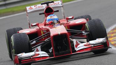 La Ferrari de l'Espagnol Fernando Alonso lors de la première séance d'essais libres du GP de Belgique, le 23 août 2013 à Spa [Alexander Klein / AFP]