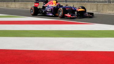 Le pilote Sebastian Vettel au volant de sa Red Bull lors des essais libres du GP d'Italie, le 7 septembre 2013 à Monza [Alexander Klein / AFP]