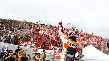 Le pilote espagnol de Honda Marc Marquez est devenu le plus jeune champion du monde de l'histoire après l'ultime Grand Prix de la saison à Valence, le 10 novembre 2013 [ / AFP]
