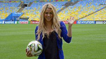 La chanteuse Shakira pose dans le stade Maracana de Rio, le 12 juillet 2014 [- / AFP]