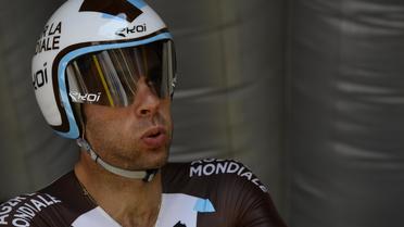 Le Français Jean-Christophe Péraud avant le départ du contre-la-montre de la 20e étape du Tour de France, le 26 juillet 2014 à Bergerac [Lione Bonaventure / AFP]