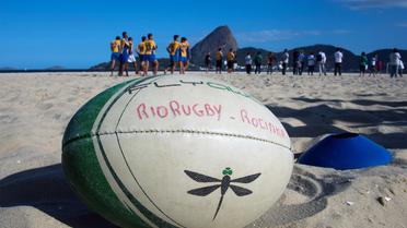 Le rugby s'installe sur les plages de Rocinha, une favela de Rio, le 9 octobre 2013 à Rio de Janeiro [Christophe Simon / AFP]