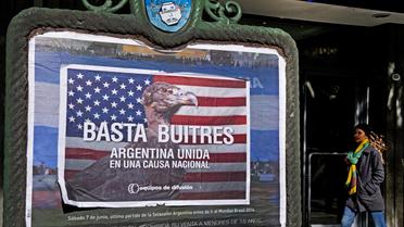A Buenos Aires, une affiche dénonçant les "fonds vautour" le 18 juin 2014  [Alejandro Pagni / AFP]