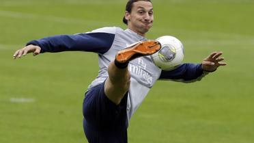 L'attaquant suédois du PSG Zlatan Ibrahimovic lors d'un entraînement, le 7 août 2013 à Clairefontaine-en-Yvelines [Kenzo Tribouillard / AFP]