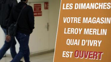 Panneau annonçant l'ouverture du magasin d'Ivry, à l'entrée le 29 septembre 2013 d'un Leroy Merlin à Paris [Kenzo Tribouillard / AFP]