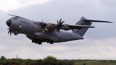 L'A400M décolle de la base BA123 à Saint-Jean-de-la-Ruelle près d'Orléans, le 30 septembre 2013 [Alain Jocard / AFP]