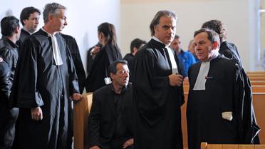 Les avocats de Jean-Pierre Anastasio, Roland Marmillot et Francis Szpiner le 7 novembre 2013 à Marseille [Anne-Christine Poujoulat / AFP]