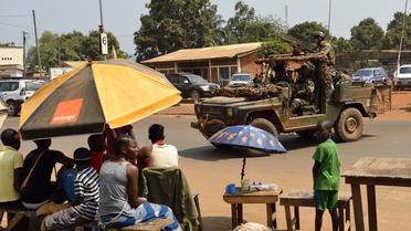 Des soldats français de l'opération Sangaris dans une rue de Bangui, le 9 janvier 2014 [Eric Fefferberg / AFP]