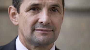 Le député PS Thierry Mandon pose le 14 avril 2014 à l'Assemblée à Paris [Joël Saget / AFP]