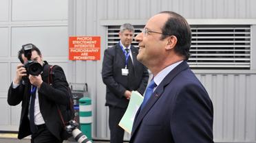 Le président François Hollande sur le site Michelein de Cebezat près de Clermont-Ferrand, le 18 avril 2014 [Thierry Zoccolan / AFP]