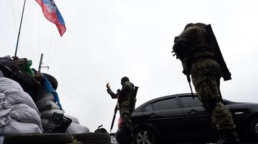 Des miliciens pro-russes à Slaviansk, le 30 avril 2014 [Vasily Maximov / AFP/Archives]
