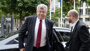 Le secrétaire d'Etat au Budget, Christian Eckert, arrive au Palais d'Iena à Paris le 8 juillet 2014  [Bertrand Guay / AFP]