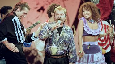 Le chanteur français Pierre Vassiliu lors de l'émission "Champs Elysées", le 25 novembre 1989  [- / AFP/Archives]
