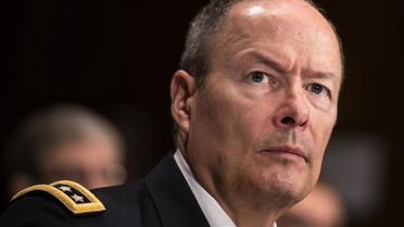 Le général Keith Alexander, directeur de la NSA, devant le sénat à Washington le 2 octobre 2013 [Brendan Smialowski / AFP]