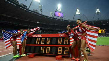 Les Américaines du 4x100 m ont dépoussiéré vendredi le record du monde, propriété depuis 1985 de l'Allemagne de l'Est, à la veille du relais masculin qui offrira une opposition somptueuse entre les USA et la Jamaïque de Bolt, en quête d'un deuxième triplé en or.[AFP]