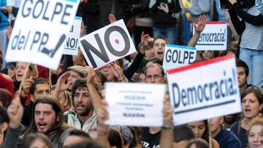Des "indignés" manifestent à Madrid le 26 septembre 2012 [Dominique Faget / AFP]