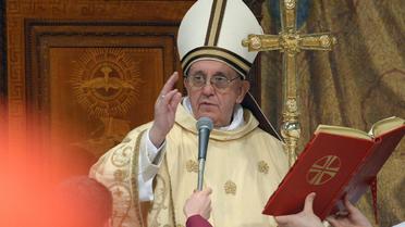 Le pape François célèbre la messe le 14 mars 2013 à la Basilique Saint-Pierre à Rome [- / AFP/Osservatore Romano]
