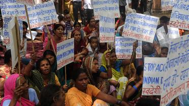 Manifestation contre le groupe pharmaceutique suisse Novartis, le 10 juillet 2012 à New Delhi [Raveendran / AFP/Archives]