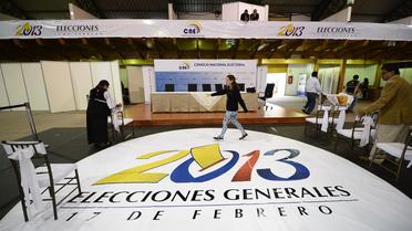 Préparation des élections générales, le 16 février 2013 à Quito, en Equateur [Rodrigo Buendia / AFP]