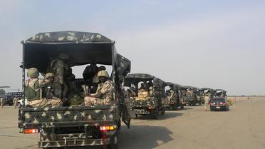 Des soldats nigérians se préparent à quitter Kaduna pour le Mali, le 17 janvier 2013 [Victor Ulasi / AFP]