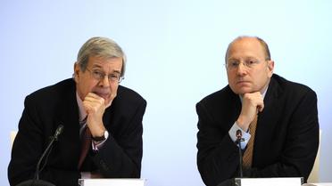 Le patron de PSA Philippe Varin (g) et le vice-président de GM Stephen Girsky, le 24 janvier 2013 à Bruxelles [John Thys / AFP]