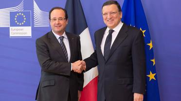 François Hollande (g) et Jose Manuel Barroso à Bruxelles, le 15 mai 2013 [Bertrand Langlois / AFP]