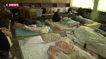 Drogobych : à 77 kms de Lviv, une école a été transformée en centre d’accueil
