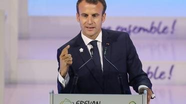 Le président français Emmanuel Macron à Erevan en Arménie lors du 17e Sommet de la Francophonie [LUDOVIC MARIN / AFP]
