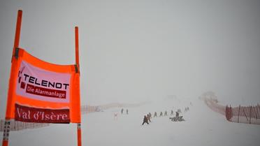 Vue de la descente de la Coupe du monde de ski alpin dames de Val d'Isère dans le brouillard, le 21 décembre 2019  [Jeff PACHOUD / AFP]