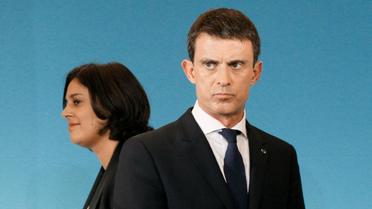 Le Premier ministre Manuel Valls et la ministre du Travail Myriam El Khomri le 4 novembre 2015 à Paris [Matthieu ALEXANDRE / AFP/Archives]