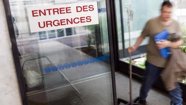 L'entrée des urgences de l'Hôtel-Dieu, à Paris, le 31 mai 2013 [Fred Dufour / AFP/Archives]