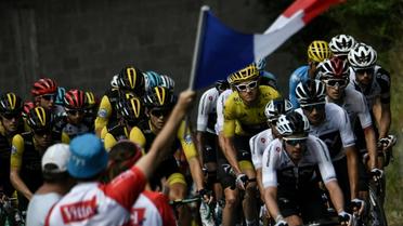 Le peloton du Tour de France près de Carcassonne, le 22 juillet 2018, pour une journée de repos avant l'assaut des Pyrénées  [Marco BERTORELLO / AFP/Archives]