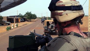 Un soldat de l'opération Serval le 16 octobre 2013 à Gao au Mali   [Sebastien Rieussec / AFP/Archives]