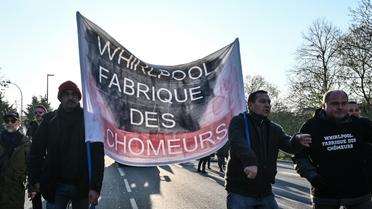 Manifestation des salariés de Whirlpool, lors de l'arrivée d'Emmanuel Macron dans sa ville de naissance, à Amiens, le 21 novembre 2019le [DENIS CHARLET / AFP/Archives]