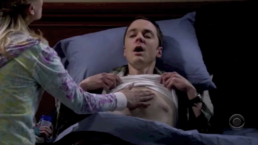 L'inénarrable Sheldon, personnage phare de la série, exige toujours la berceuse "Soft Kitty" quand il est malade. 