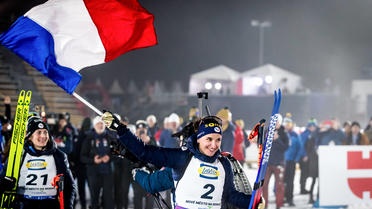 Julia Simon a décroché sa 3e médaille d’or de ses Championnats du monde de biathlon.