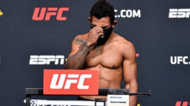 Alves avait déclaré à MMA Fighting que son plan était de revenir dans la division des poids légers après l’UFC Vegas 19.