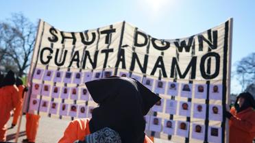 Des manifestants réclament la fermeture de la prison de Guantanamo, le 11 janvier 2016 en face de la Maison Blanche, à Washington [MANDEL NGAN / AFP/Archives]